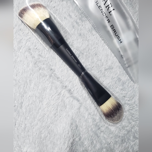 Eve Pearl 201 Dual Contour Brush ( New) - Picture 5 of 7